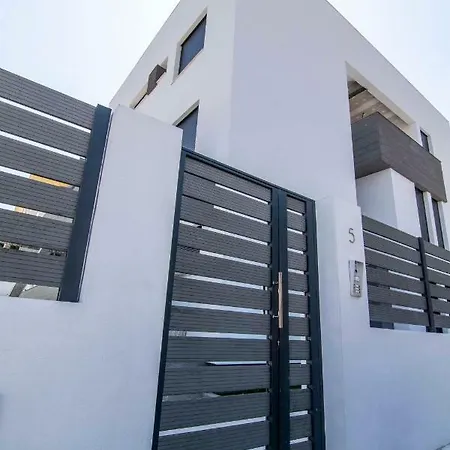 Letmalaga Carlos Haya Apartment *